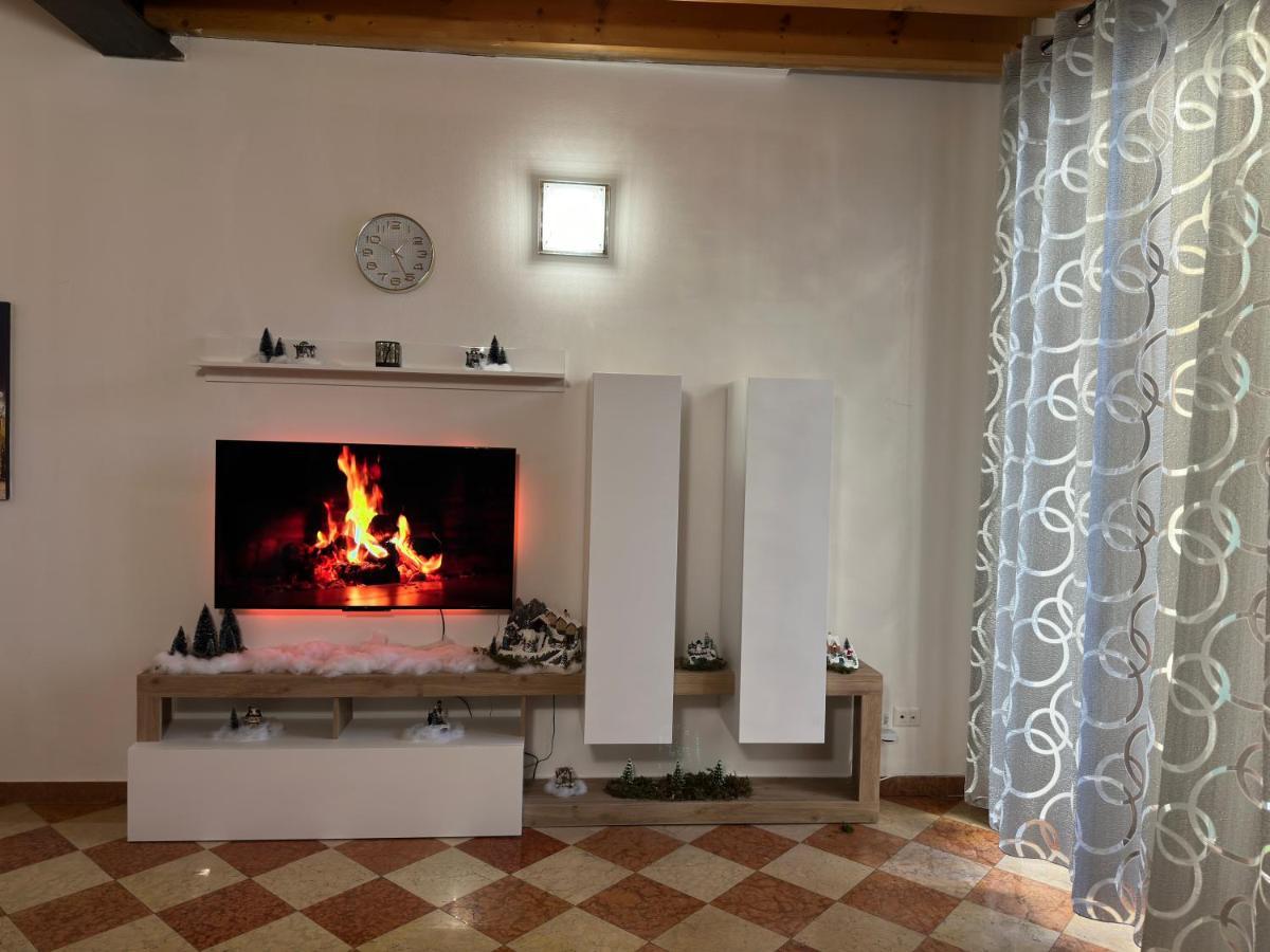 Imperial Home Mazzini Centro Verona 1 エクステリア 写真