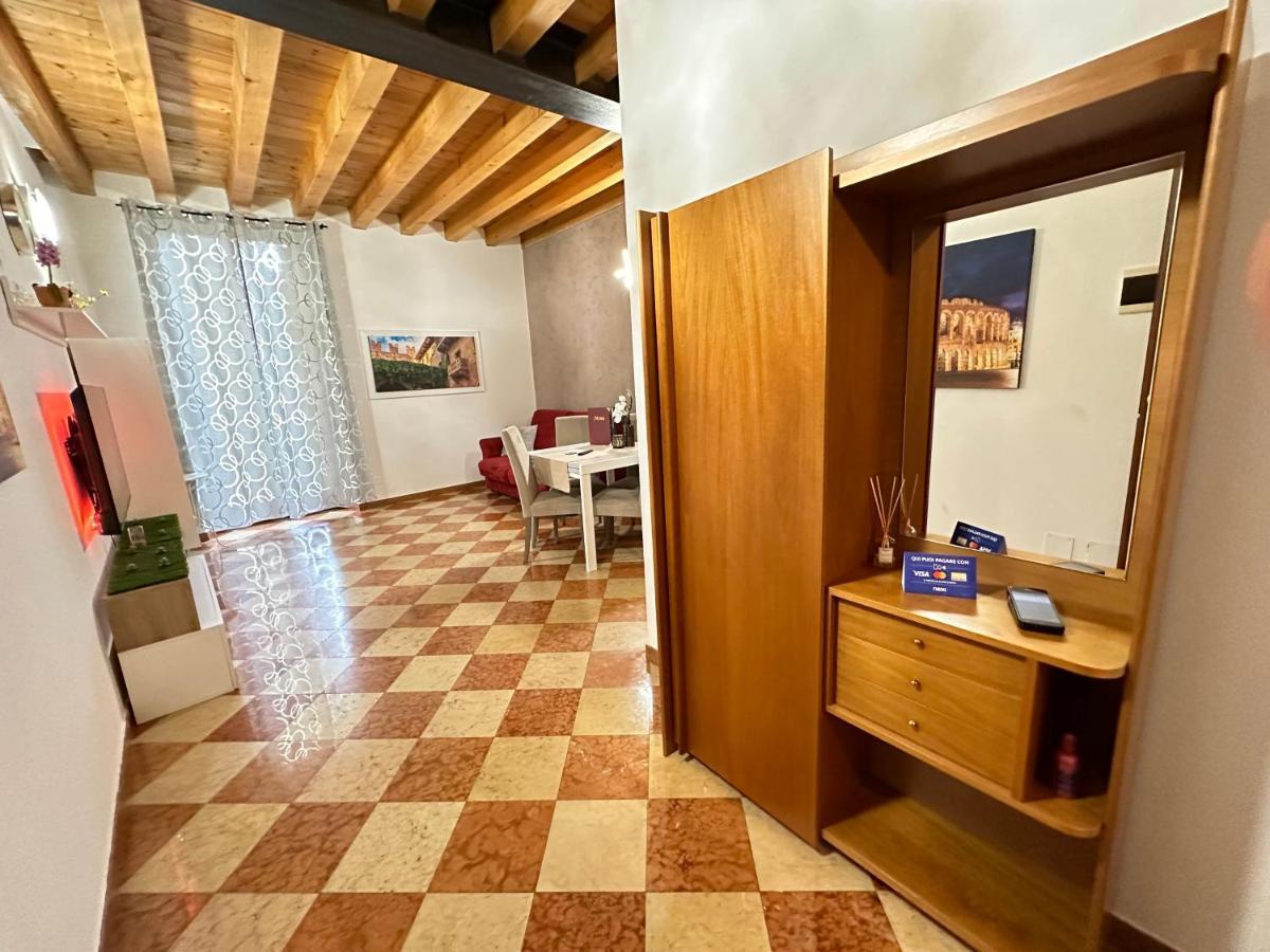 Imperial Home Mazzini Centro Verona 1 エクステリア 写真